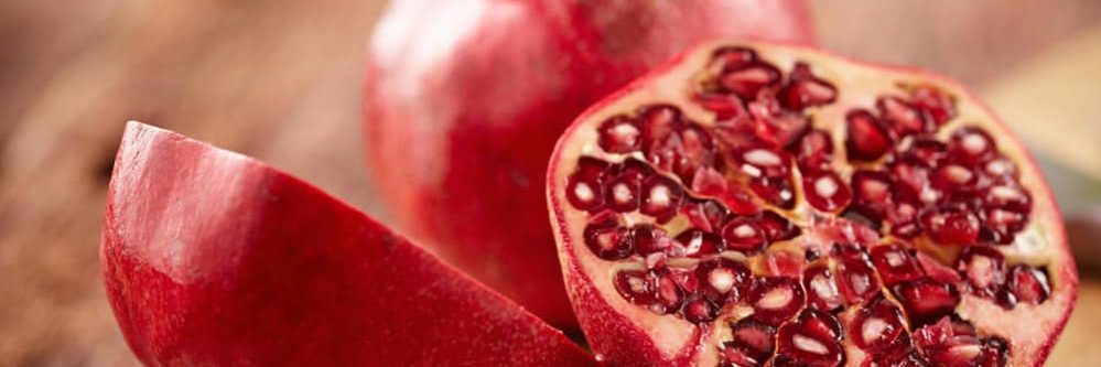 romas Trabalho que fala sobre o significado das romãs no templo maçônico.